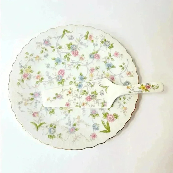 ANDREA by SADEK,Cake Plate Server Scalloped Rim & Gold Gilt Edge, 2 Piece Set - Picture 2 of 12